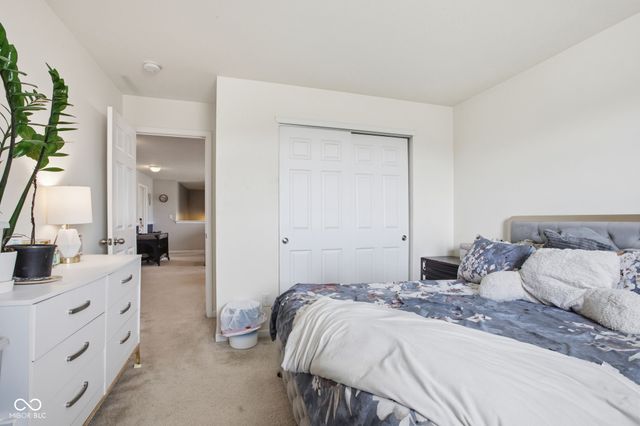 11851 Fawn Crest Drive, Indianapolis, IN 46235