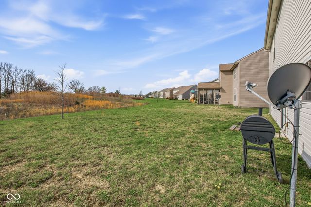 11851 Fawn Crest Drive, Indianapolis, IN 46235