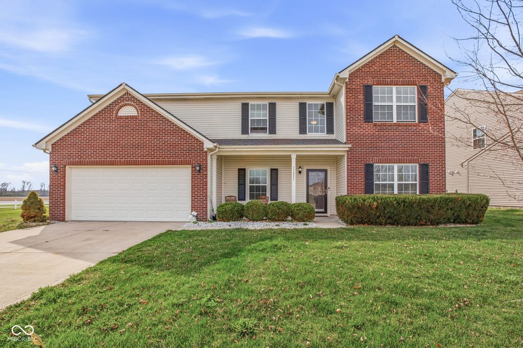 11851 Fawn Crest Drive, Indianapolis, IN 46235