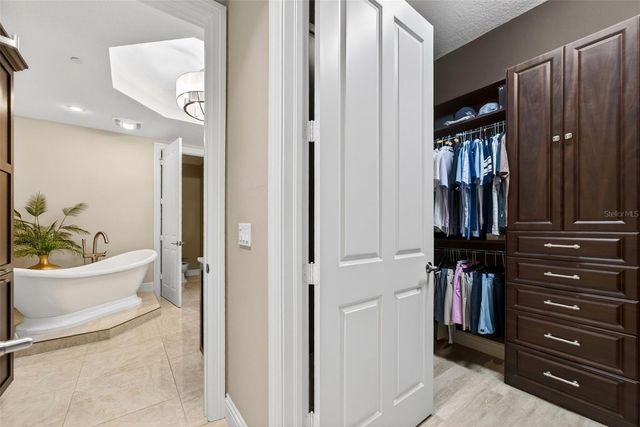 888 S ORANGE AVENUE 3A, Sarasota, FL 34236