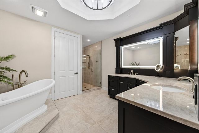 888 S ORANGE AVENUE 3A, Sarasota, FL 34236