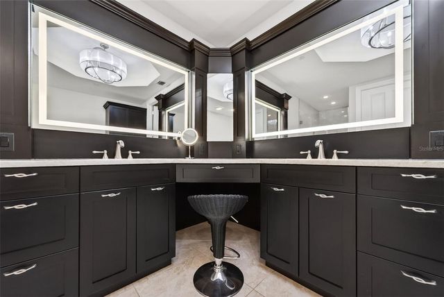 888 S ORANGE AVENUE 3A, Sarasota, FL 34236