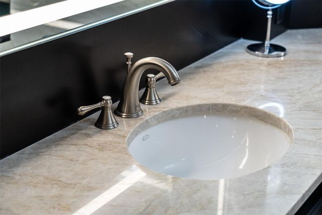 888 S ORANGE AVENUE 3A, Sarasota, FL 34236