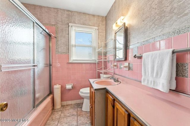 371 Sweetbriar Street, Keyport, NJ 07735