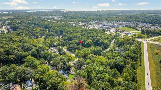 20223 Newman Drive, Brownstown, MI 48183