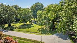 20223 Newman Drive, Brownstown, MI 48183
