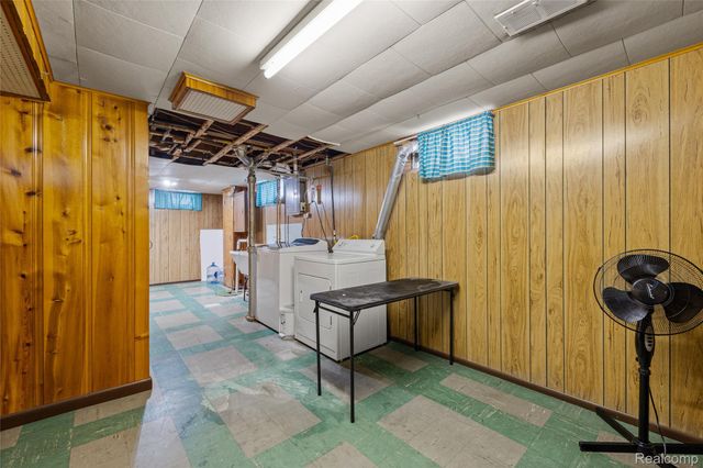 23403 Tawas Avenue, Hazel Park, MI 48030