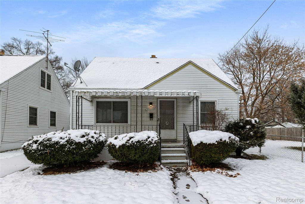 23403 Tawas Avenue, Hazel Park, MI 48030