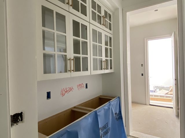 6804 Fleetwood Dr, Nashville, TN 37205