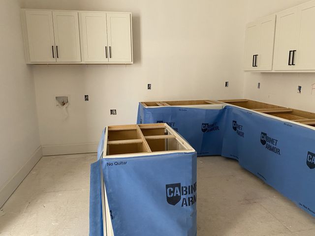 6804 Fleetwood Dr, Nashville, TN 37205