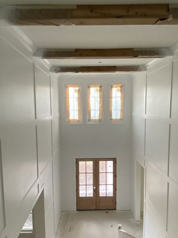 6804 Fleetwood Dr, Nashville, TN 37205