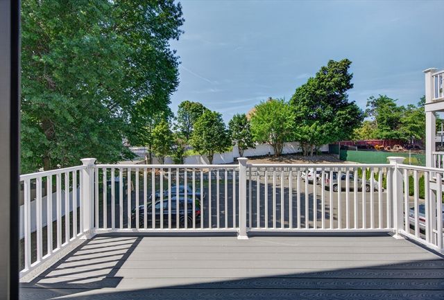 25 Richfield 2, Boston, MA 02121