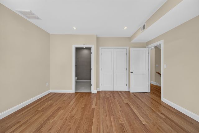 25 Richfield 2, Boston, MA 02121