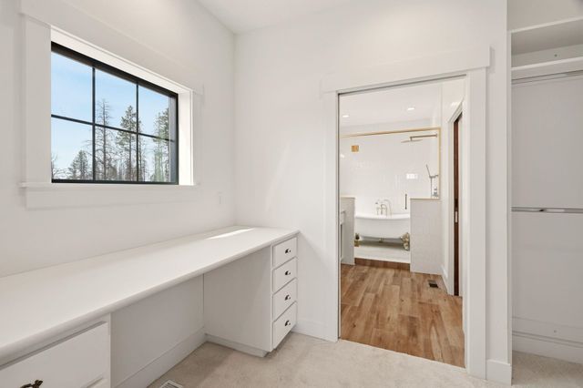 11616 S GREENFIELD Ln, Medical Lake, WA 99022