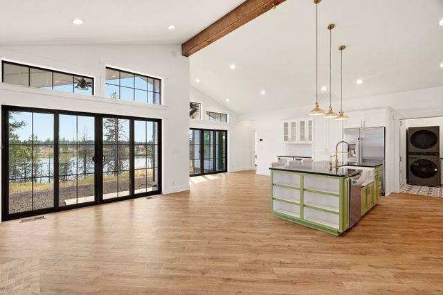 11616 S GREENFIELD Ln, Medical Lake, WA 99022