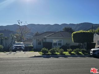 2944 Mayfield Avenue, La Crescenta, CA 91214