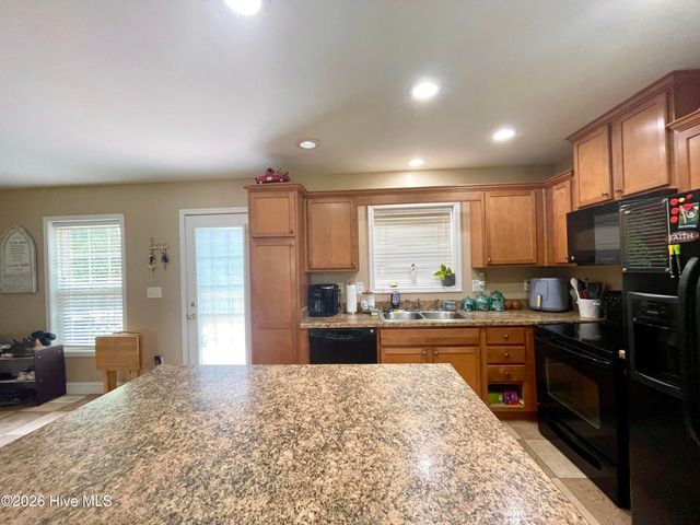 2088 Meadows Road, Williamston, NC 27892
