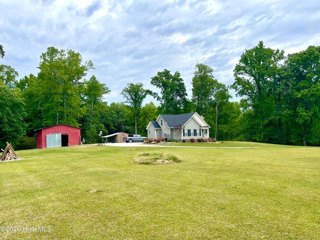 2088 Meadows Road, Williamston, NC 27892