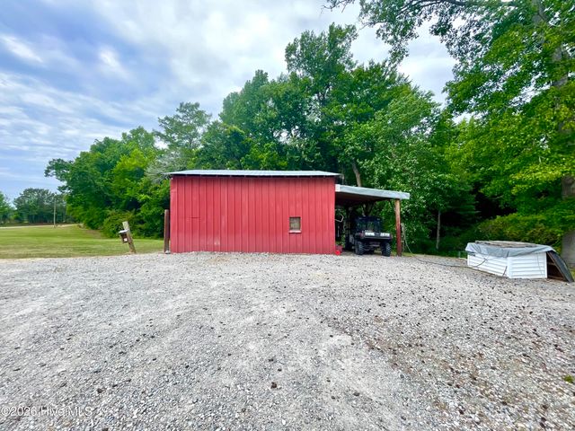 2088 Meadows Road, Williamston, NC 27892