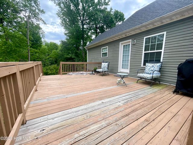 2088 Meadows Road, Williamston, NC 27892