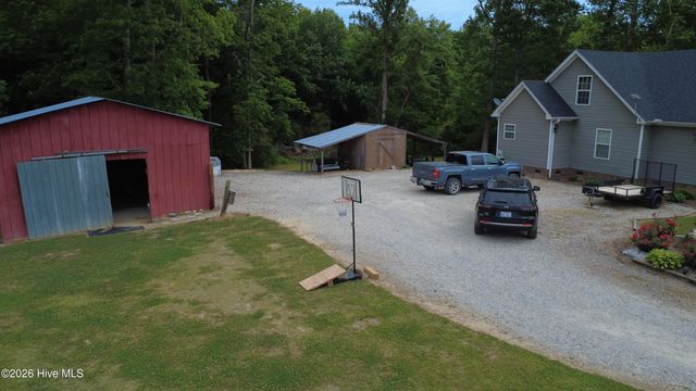 2088 Meadows Road, Williamston, NC 27892