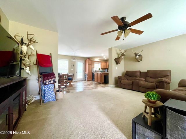 2088 Meadows Road, Williamston, NC 27892