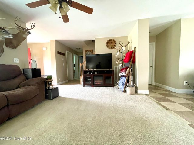 2088 Meadows Road, Williamston, NC 27892