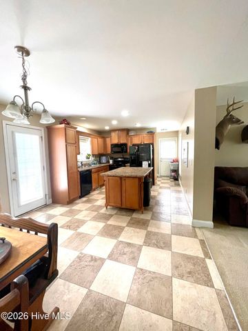 2088 Meadows Road, Williamston, NC 27892