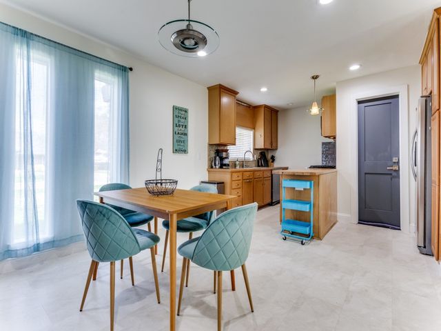 5616 Mcshann Road, Dallas, TX 75230