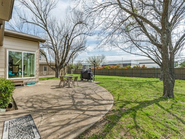 5616 Mcshann Road, Dallas, TX 75230