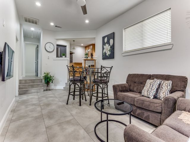 5616 Mcshann Road, Dallas, TX 75230