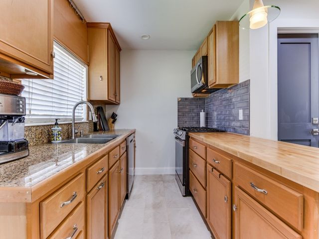 5616 Mcshann Road, Dallas, TX 75230