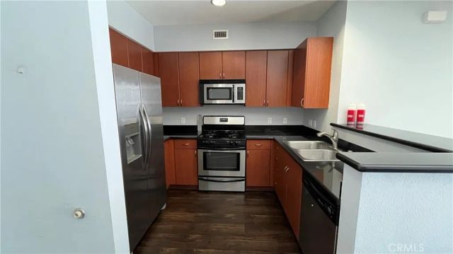 1801 E Katella 3084, Anaheim, CA 92805