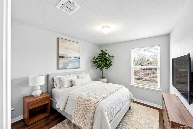 8006 Bluewater Cove, San Antonio, TX 78254