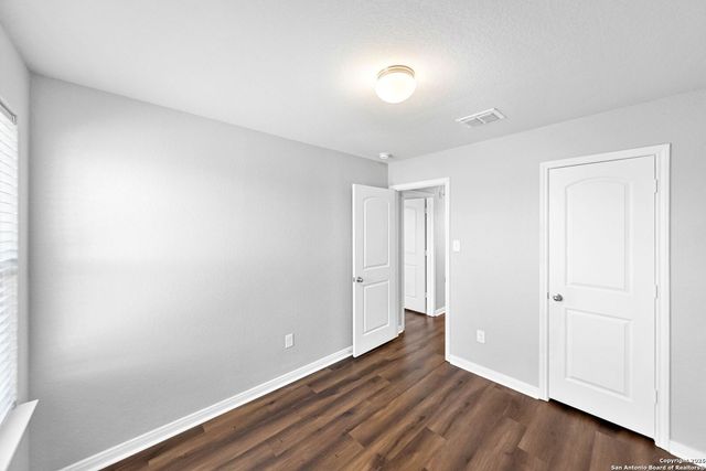 8006 Bluewater Cove, San Antonio, TX 78254