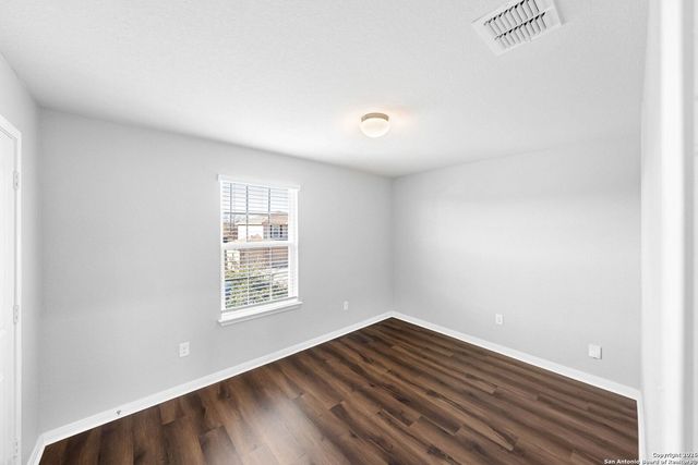 8006 Bluewater Cove, San Antonio, TX 78254