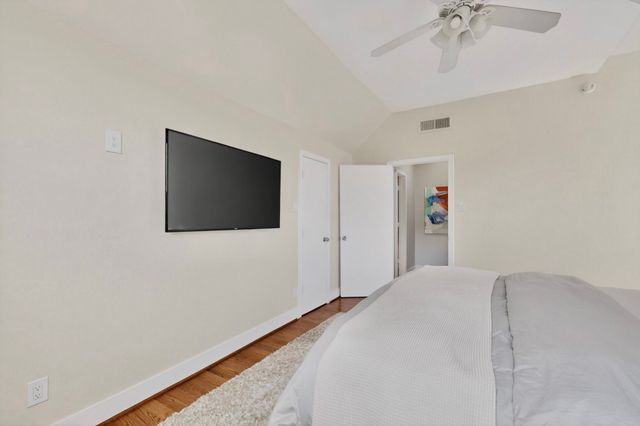 4034 Rawlins Street 207, Dallas, TX 75219