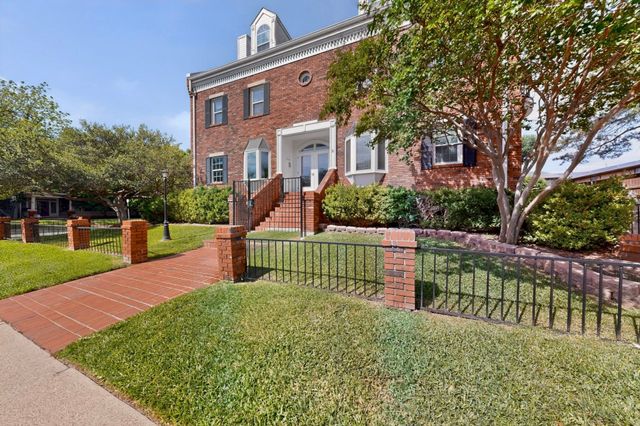 4034 Rawlins Street 207, Dallas, TX 75219