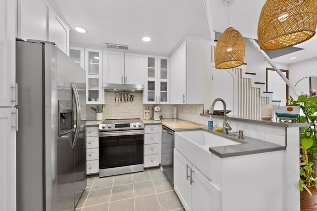 4034 Rawlins Street 207, Dallas, TX 75219