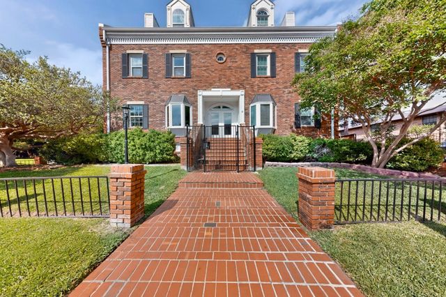 4034 Rawlins Street 207, Dallas, TX 75219