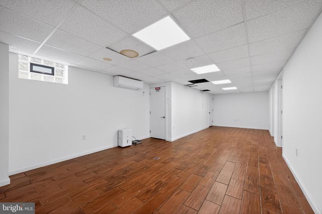 411 W BRIDGE ST, Morrisville, PA 19067