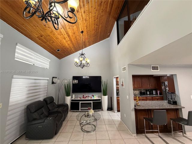 8408 NW 8th Street 8408, Miami, FL 33126