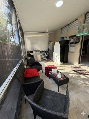 8408 NW 8th Street 8408, Miami, FL 33126