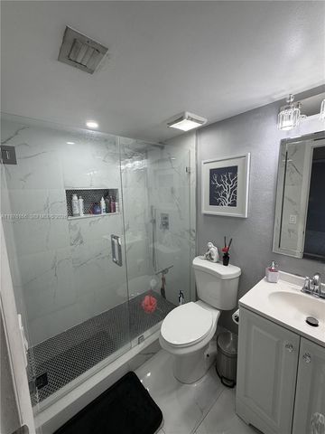 8408 NW 8th Street 8408, Miami, FL 33126
