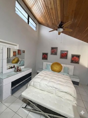 8408 NW 8th Street 8408, Miami, FL 33126