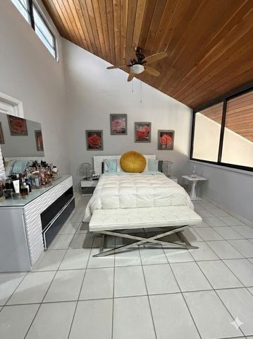 8408 NW 8th Street 8408, Miami, FL 33126