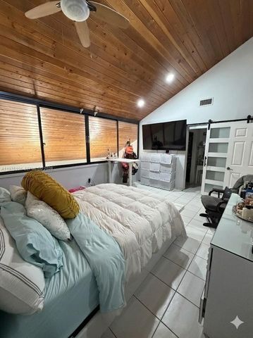 8408 NW 8th Street 8408, Miami, FL 33126