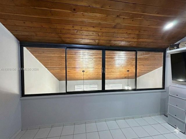 8408 NW 8th Street 8408, Miami, FL 33126