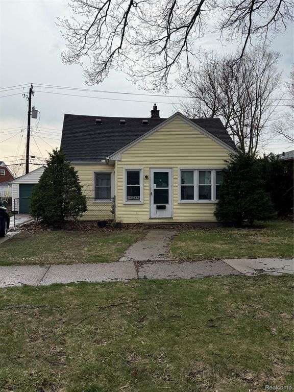 15834 Stephens Drive, Eastpointe, MI 48021