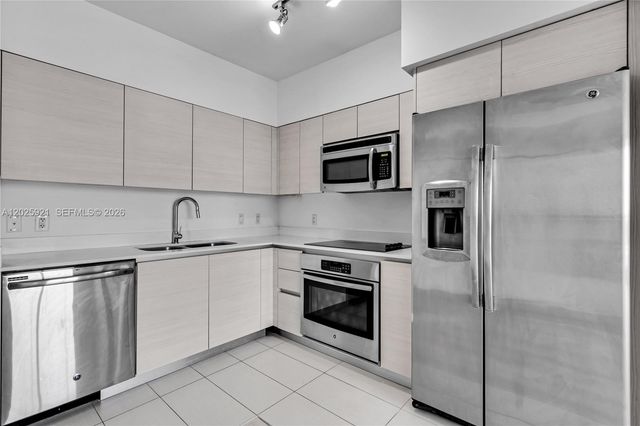 4250 Biscayne Blvd 914, Miami, FL 33137